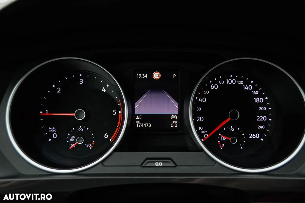 Volkswagen Tiguan 2.0 TDI SCR DSG URBAN SPORT - 10