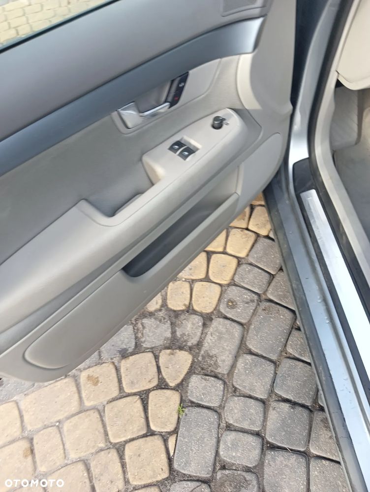 Audi A4 Avant - 6