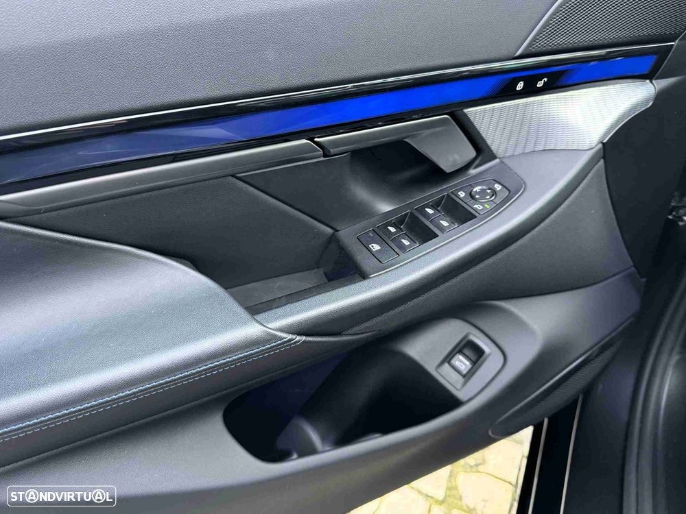 BMW i5 eDrive40 - 11