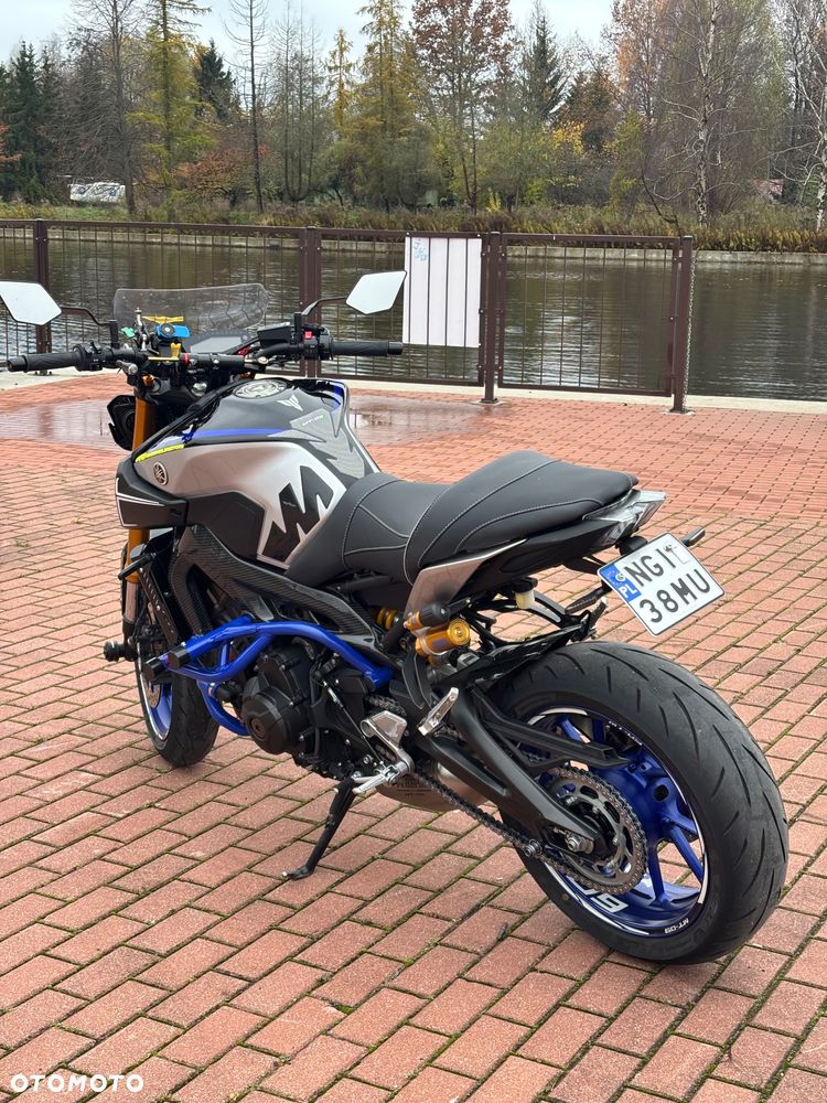 Yamaha MT - 6