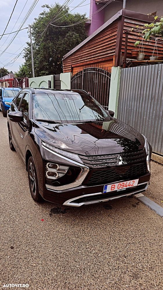 Mitsubishi Eclipse-Cross PHEV Intense+ Black - 8