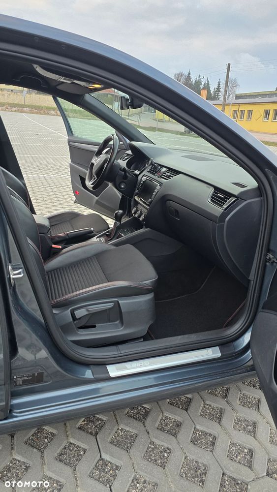 Skoda Octavia 2.0 TSI RS - 18