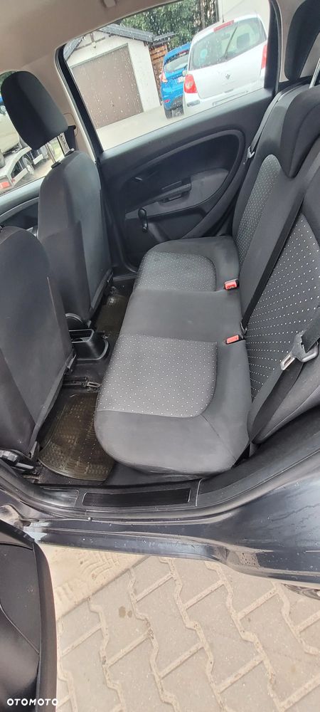 Fiat Grande Punto - 19