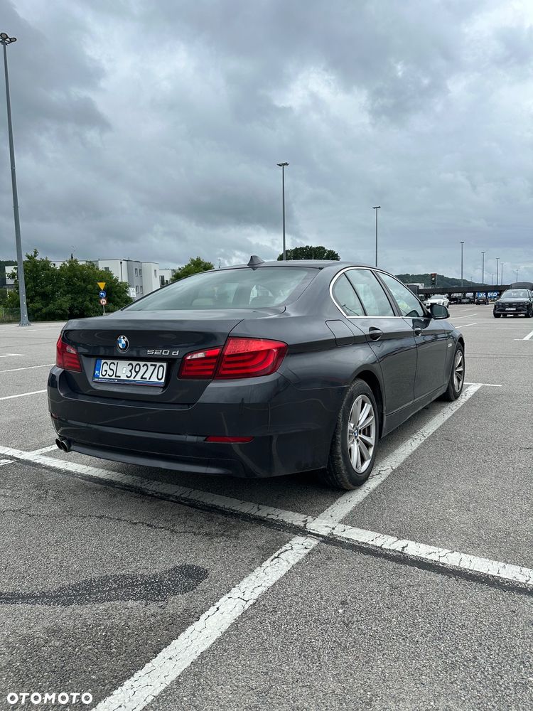 BMW Seria 5 520d - 6