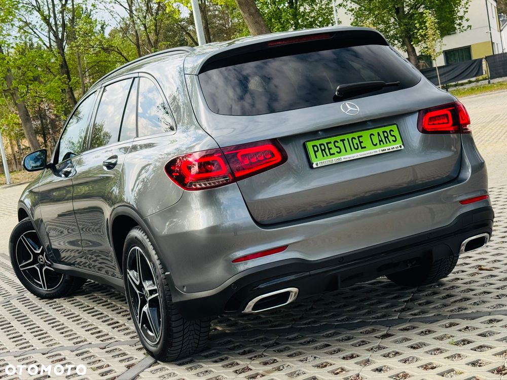 Mercedes-Benz GLC 200 4Matic 9G-TRONIC AMG Line Plus - 11