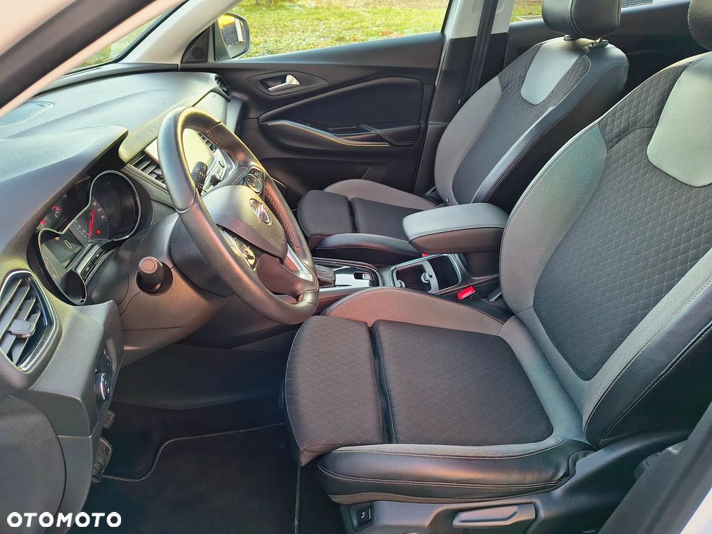 Opel Grandland X 1.2 Start/Stop Automatik Business INNOVATION - 12