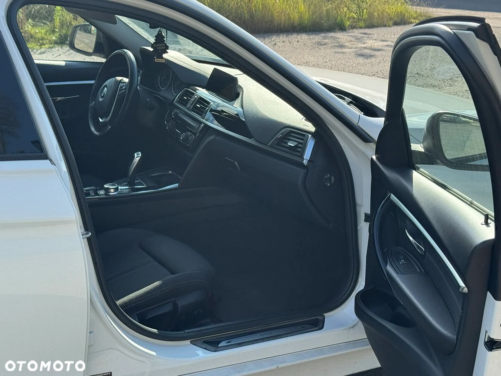 BMW Seria 3 318d - 10