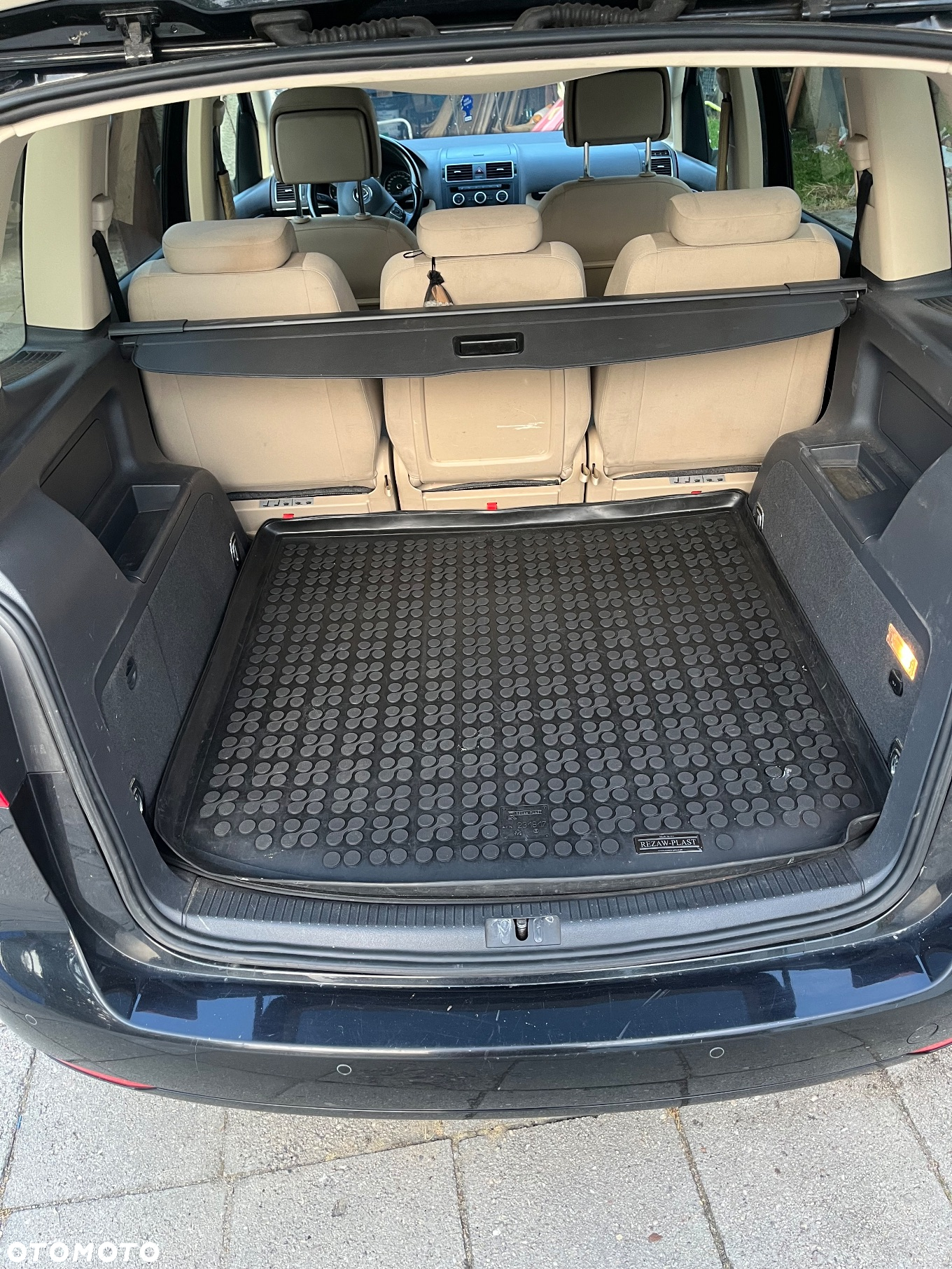 Volkswagen Touran 2.0 TDI DPF Highline DSG - 14