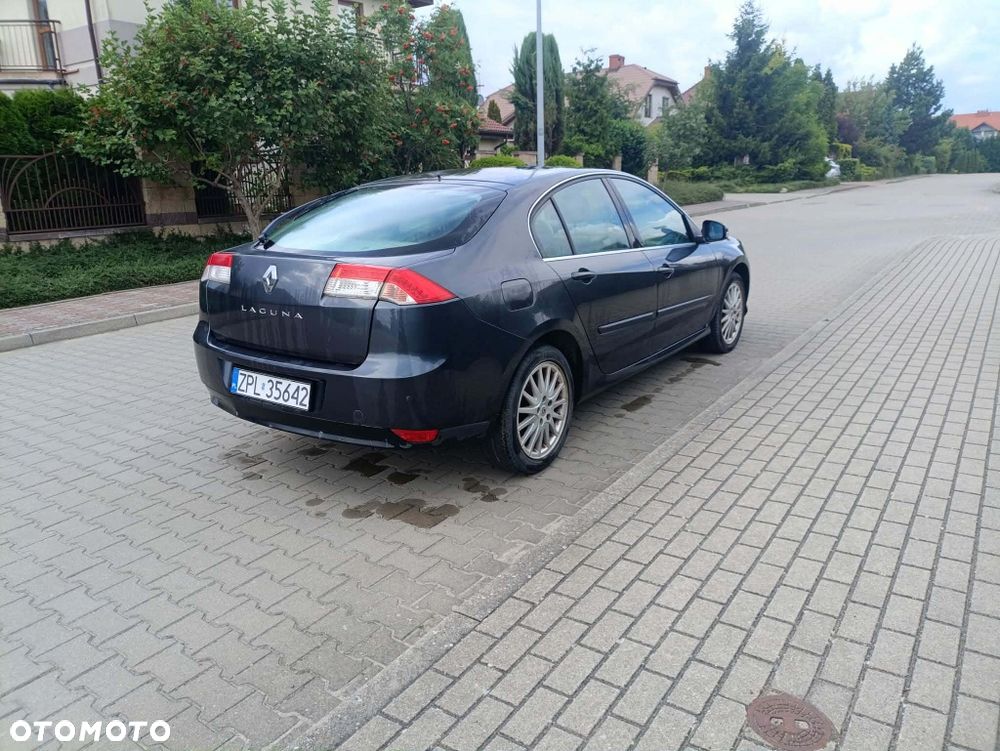 Renault Laguna - 3