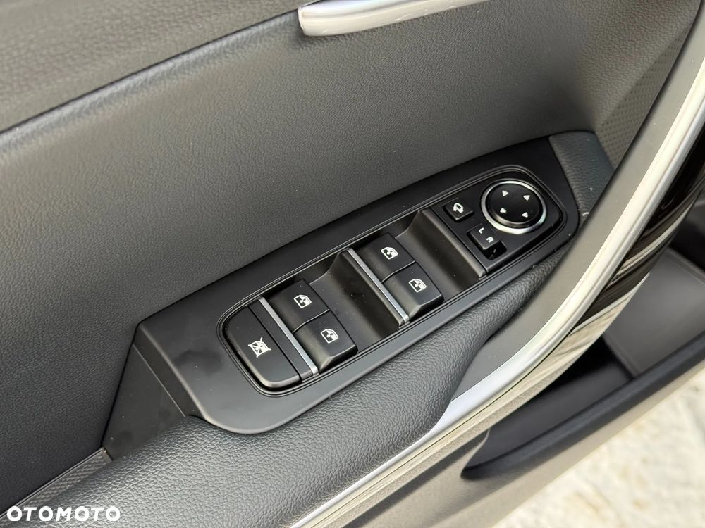 Kia XCeed 1.6 T-GDI Business Line DCT - 16