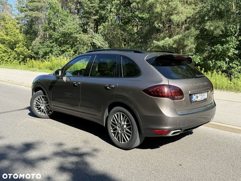 Porsche Cayenne Diesel Platinum Edition - 12