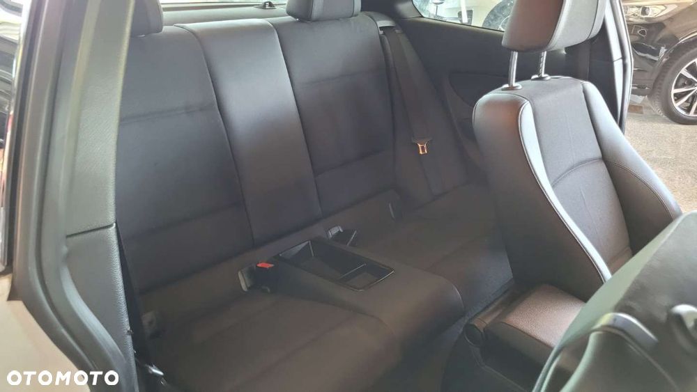 BMW Seria 1 - 24