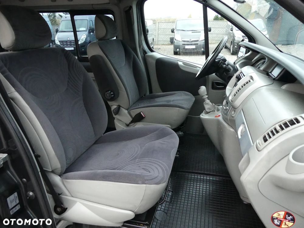 Renault Trafic L1H1 Passenger Lux - 14