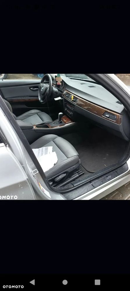 BMW Seria 3 - 16