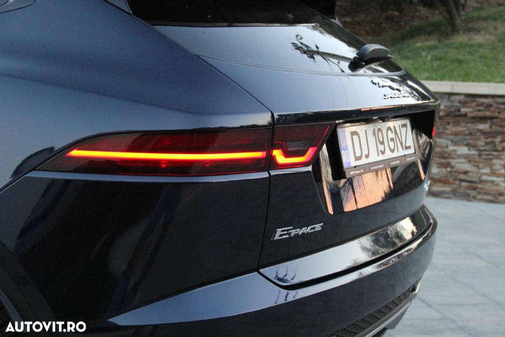Jaguar E-Pace - 22