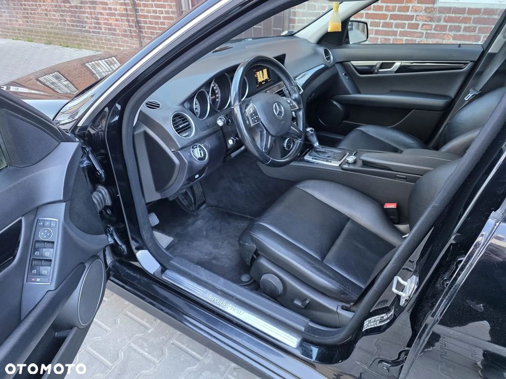 Mercedes-Benz Klasa C 220 (BlueTEC) d 7G-TRONIC - 11