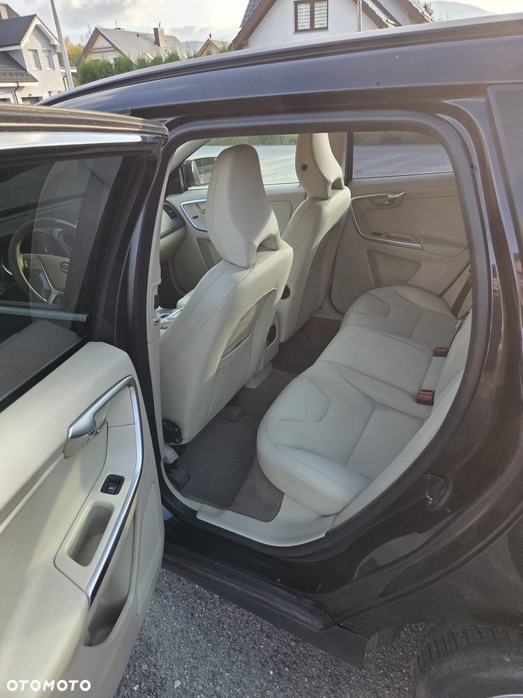 Volvo XC 60 - 11