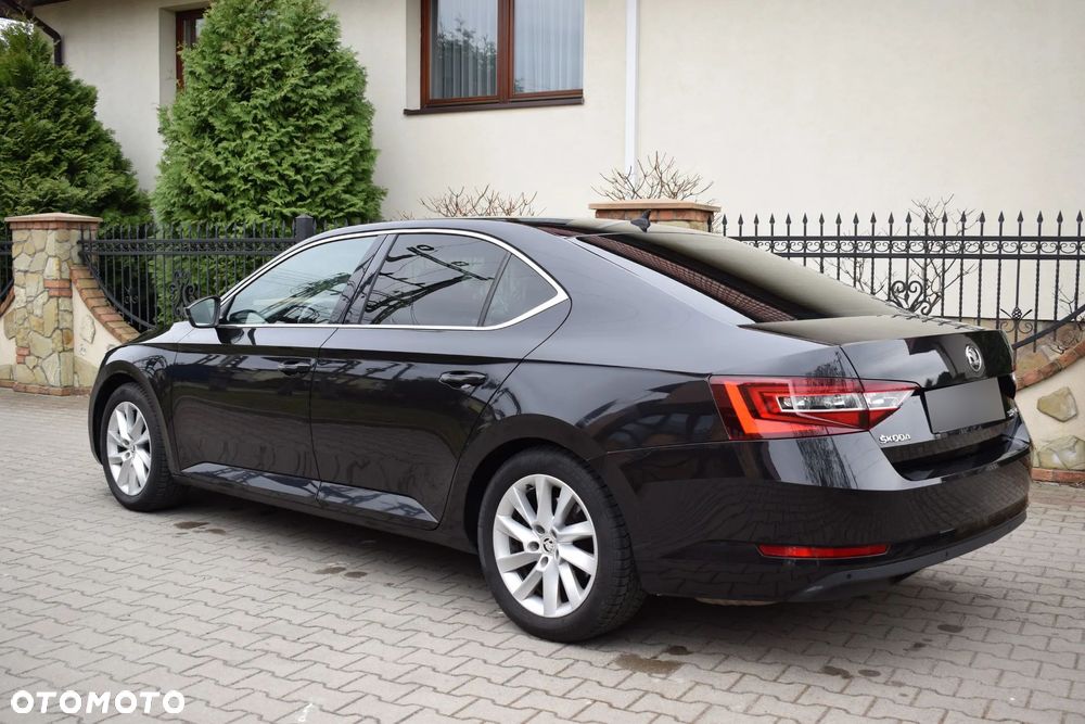 Skoda Superb - 23