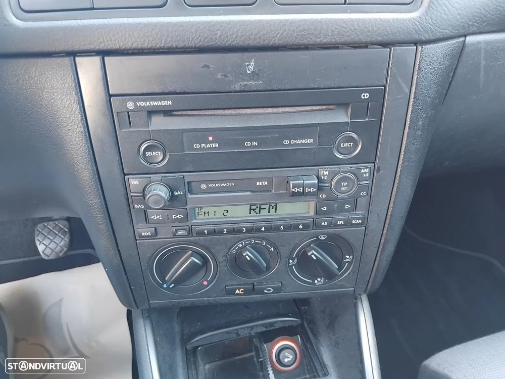 VW Golf 1.4i Confortline JE+AC - 13