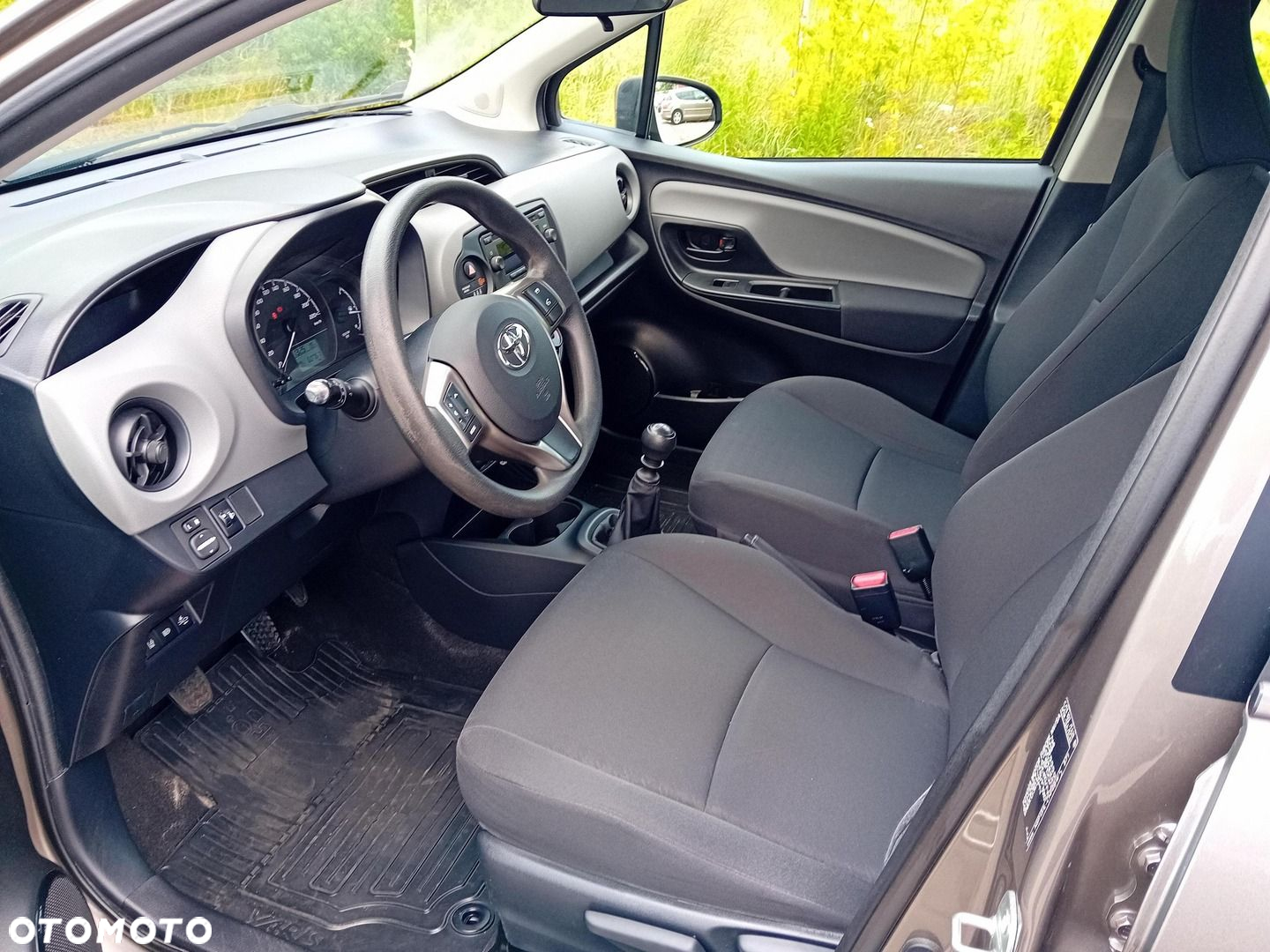 Toyota Yaris - 14