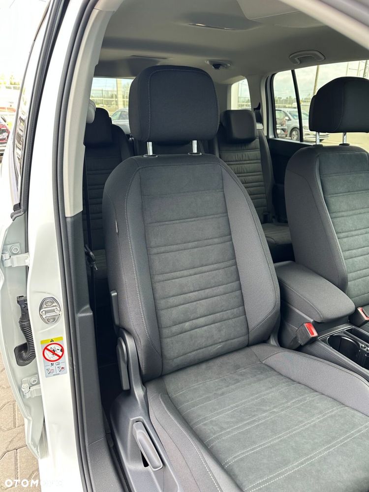 Volkswagen Touran 1.5 TSI EVO Comfortline Plus DSG - 22