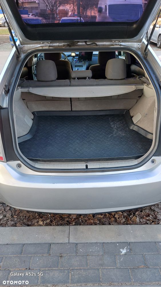 Toyota Prius 1.8 HSD Active - 9