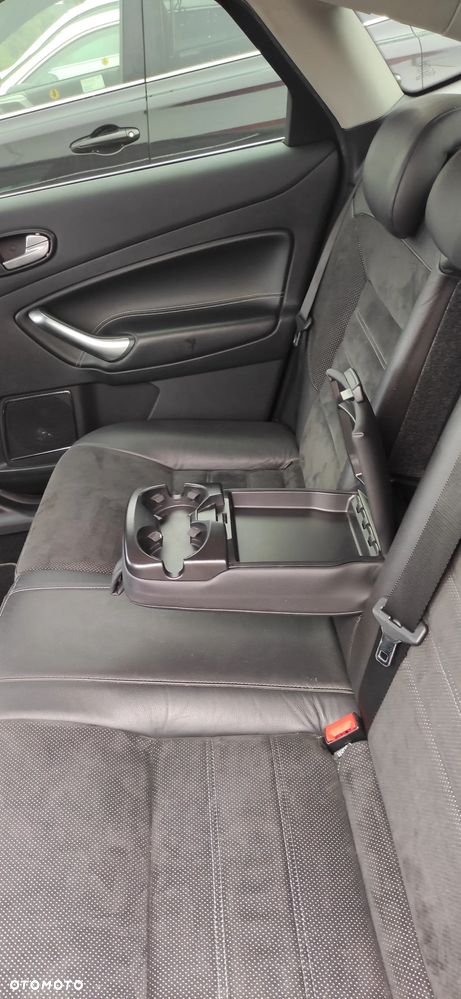 Ford Mondeo 2.0 TDCi Titanium X - 13
