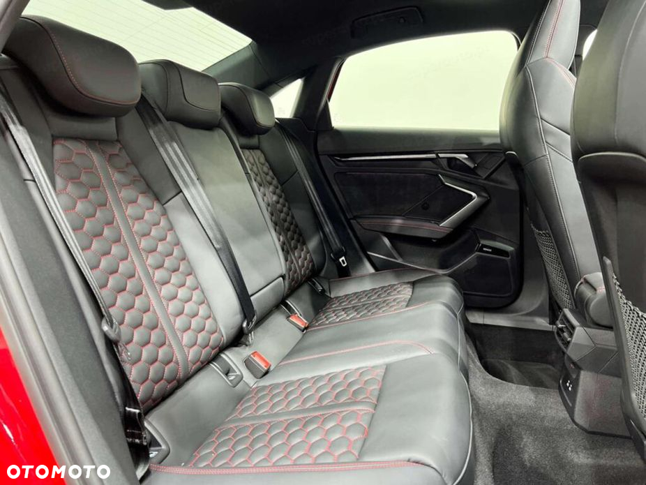 Audi RS3 Sportback - 15