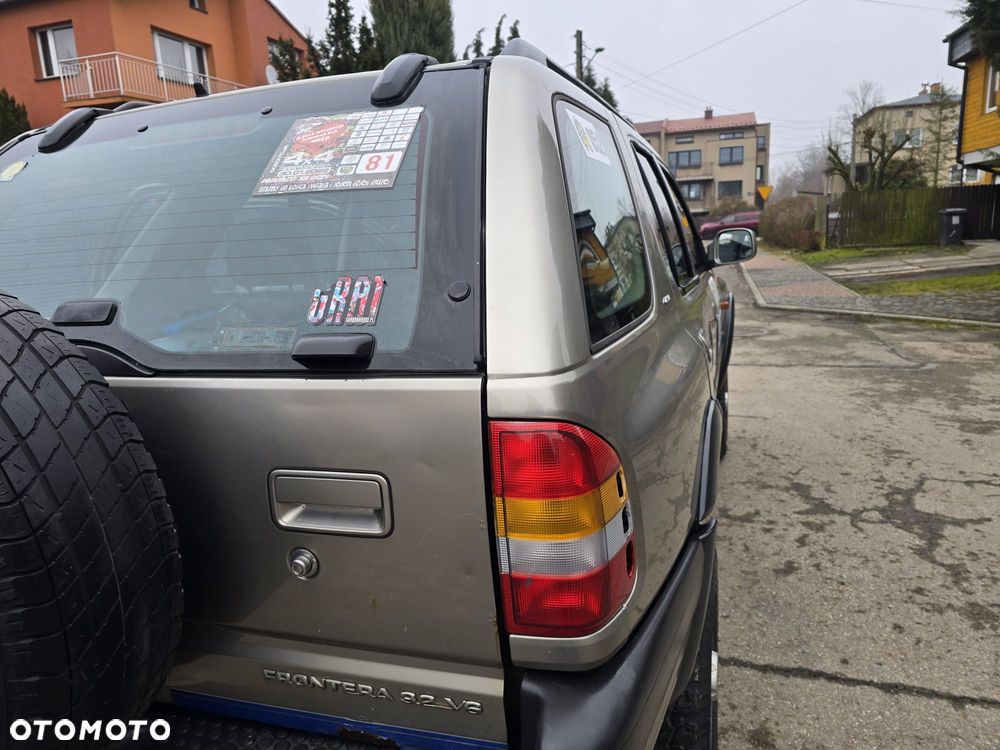 Opel Frontera 3.2 V6 Off Road - 29