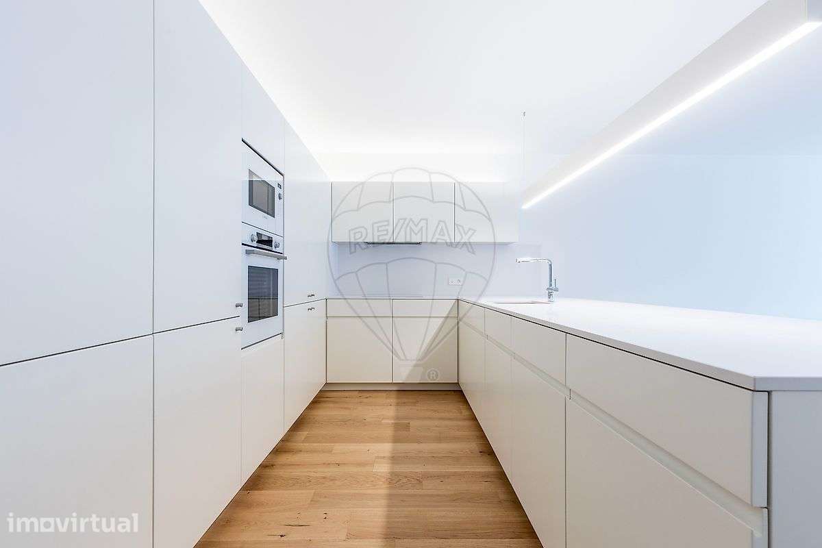 Apartamento T2 para arrendamento - Grande imagem: 2/27