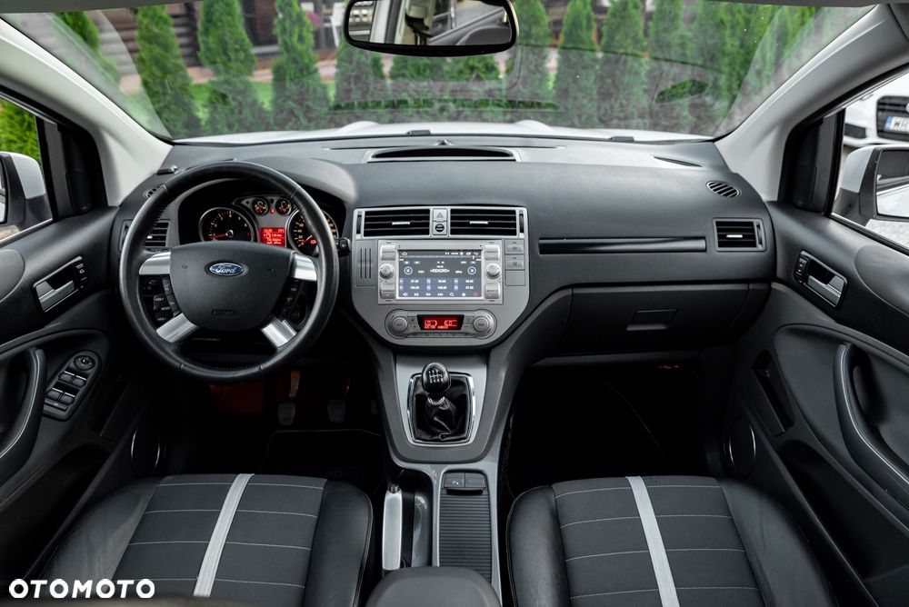 Ford Kuga 2.5 4x4 Trend - 30