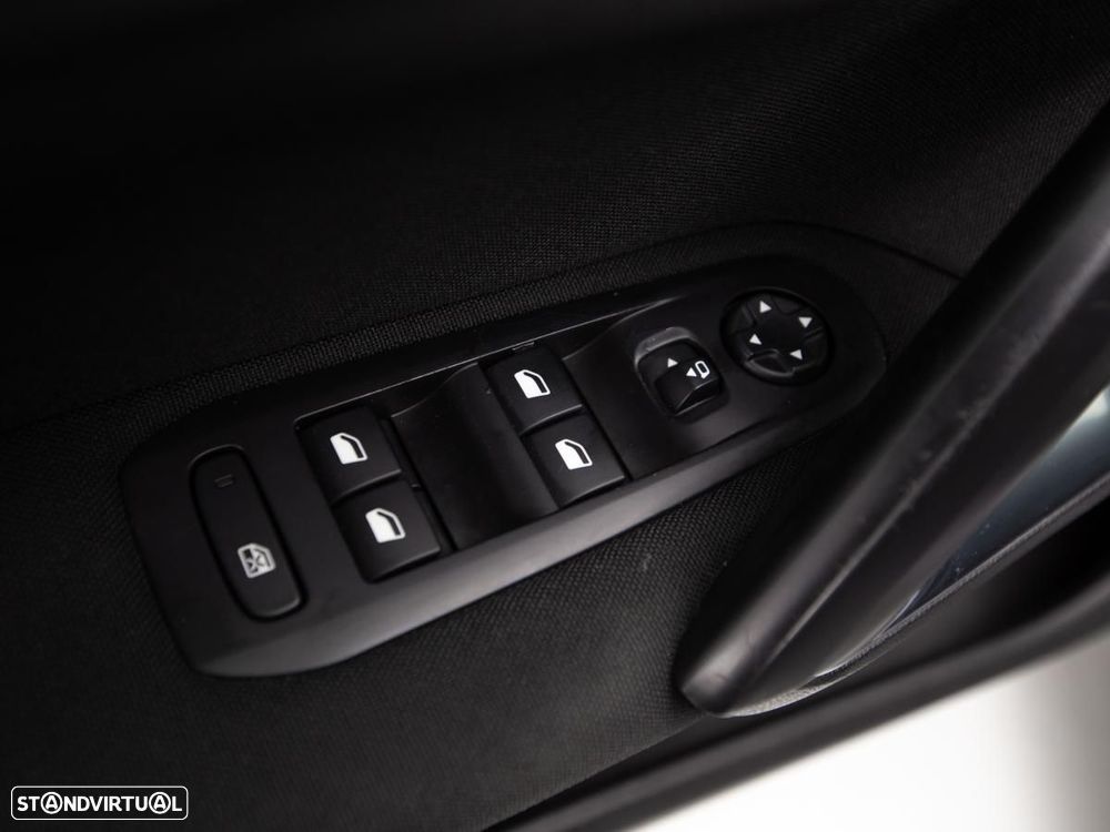 Peugeot 308 SW 1.6 BlueHDi Allure - 13