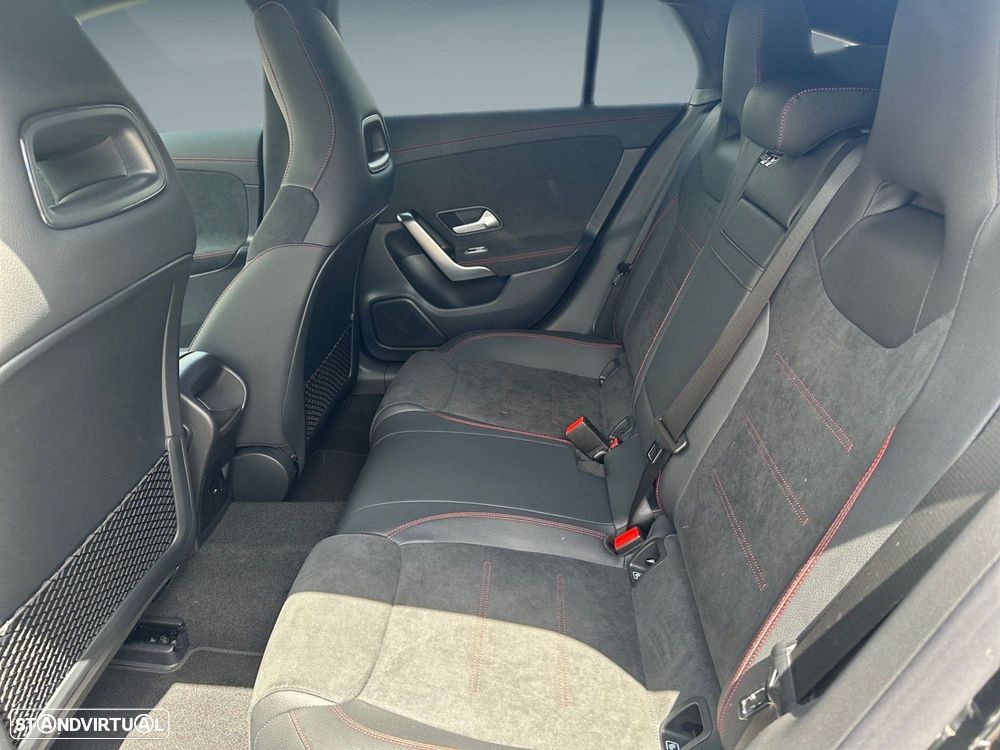 Mercedes-Benz CLA 180 d Shooting Brake AMG Line Aut. - 12