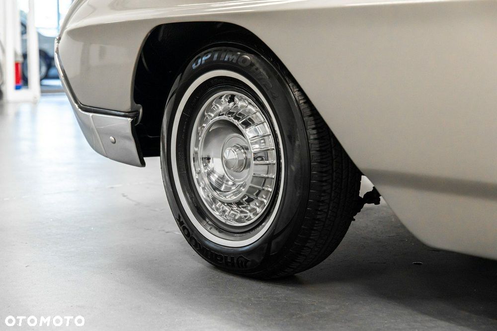 Ford Thunderbird - 15
