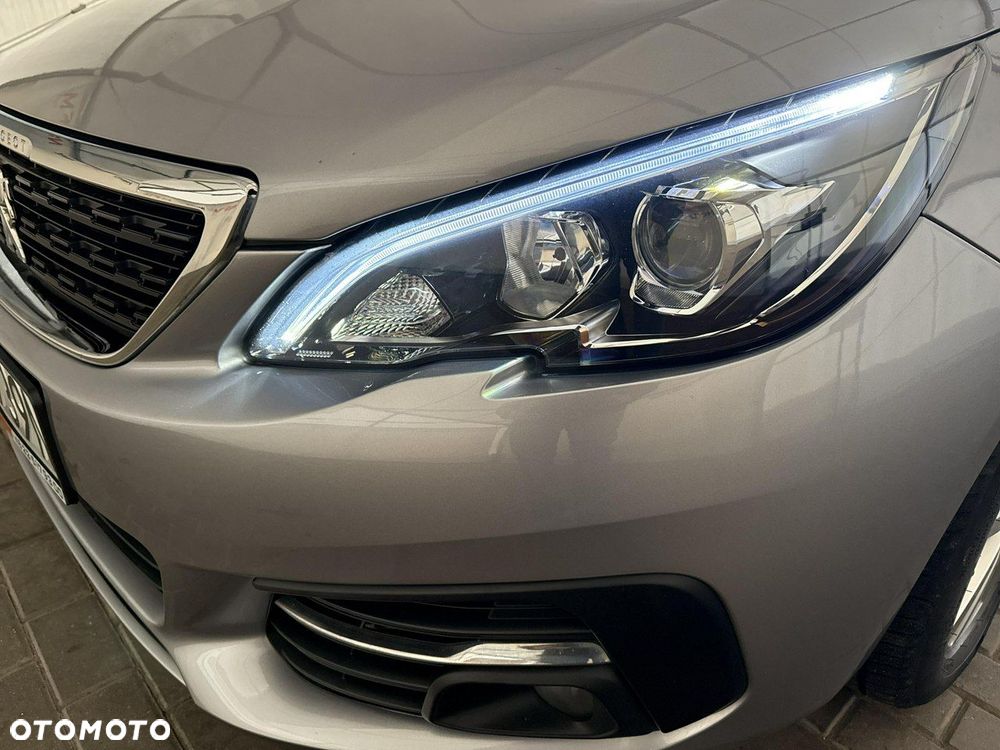 Peugeot 308 - 28