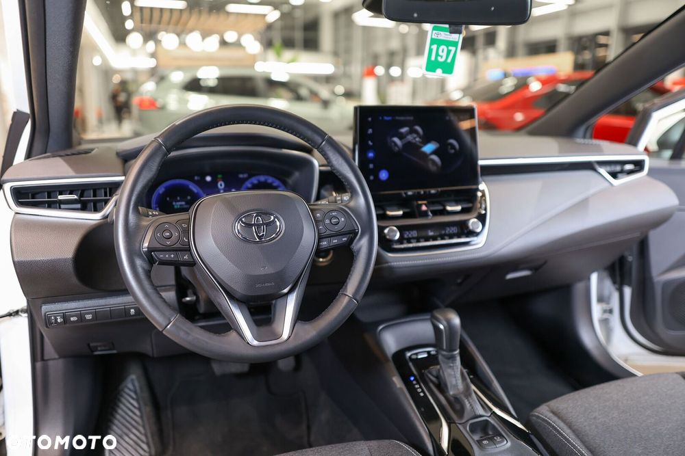 Toyota Corolla 1.8 Hybrid Comfort - 25