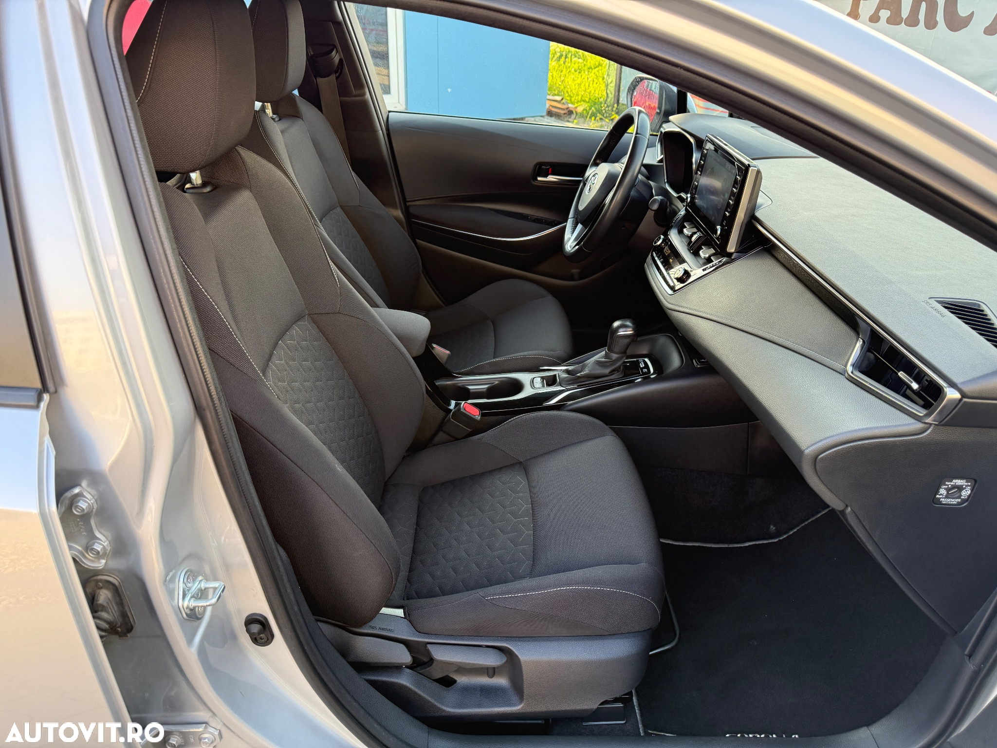 Toyota Corolla 1.8 HSD Dynamic - 6