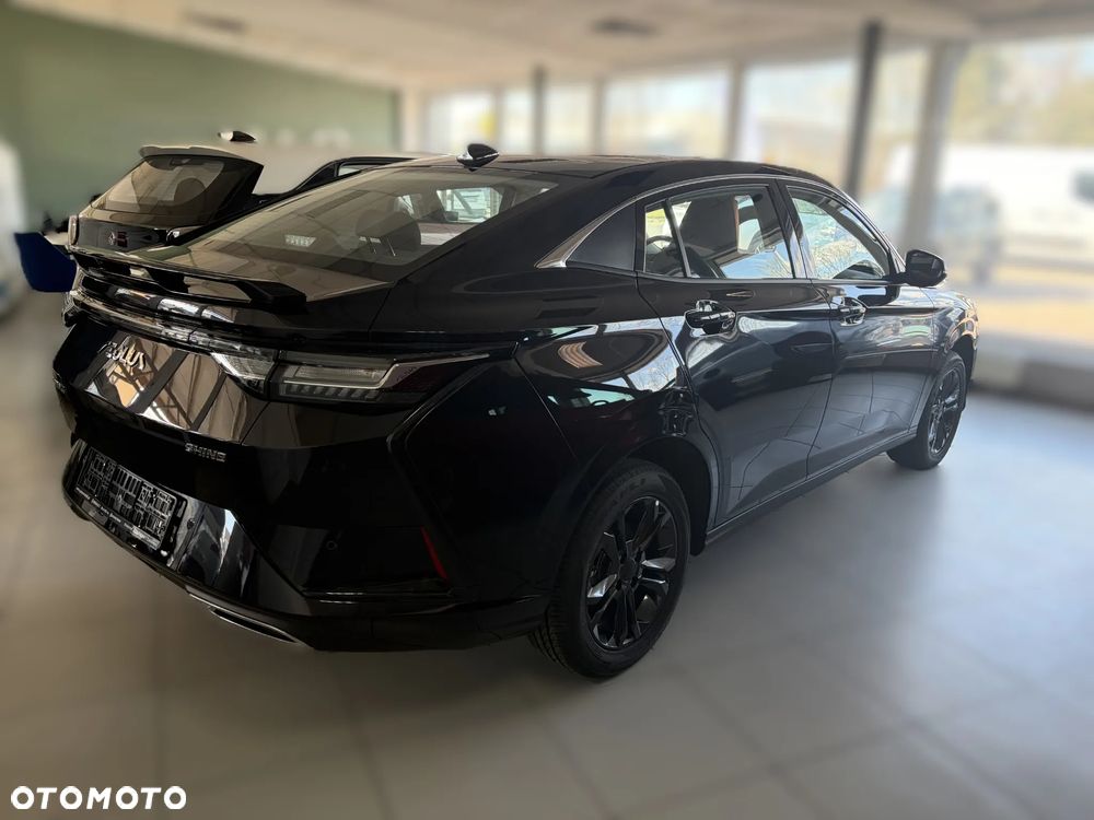 Dongfeng Shine - 5