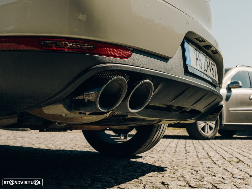 Porsche Macan 2.0T — fotografia 14