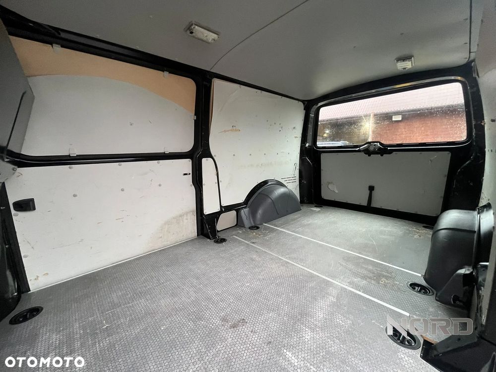 Volkswagen Transporter T6 TSI Plus Trendline - 13