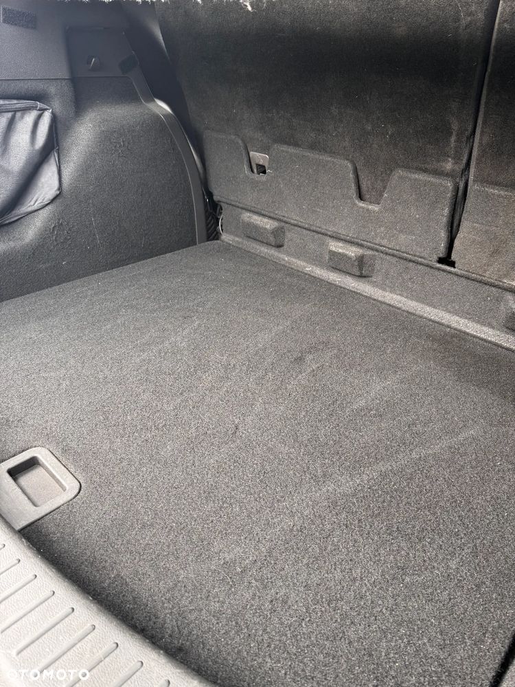 Ford Kuga 1.6 EcoBoost FWD Trend ASS - 4