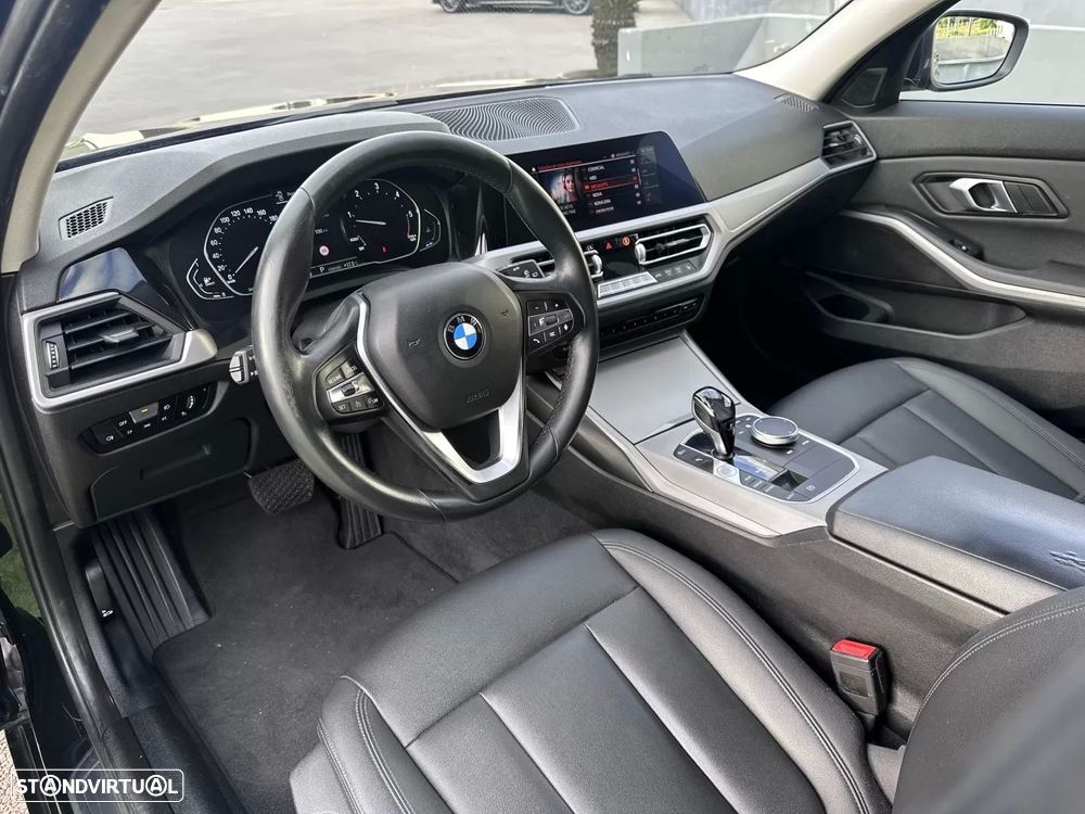 BMW 318 d Aut. Sport Line - 23
