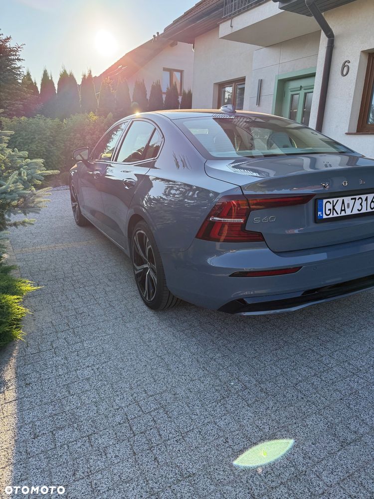 Volvo S60 B5 B Ultimate Dark - 5
