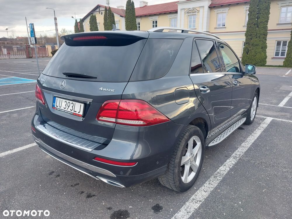 Mercedes-Benz GLE 250 d 4-Matic - 6