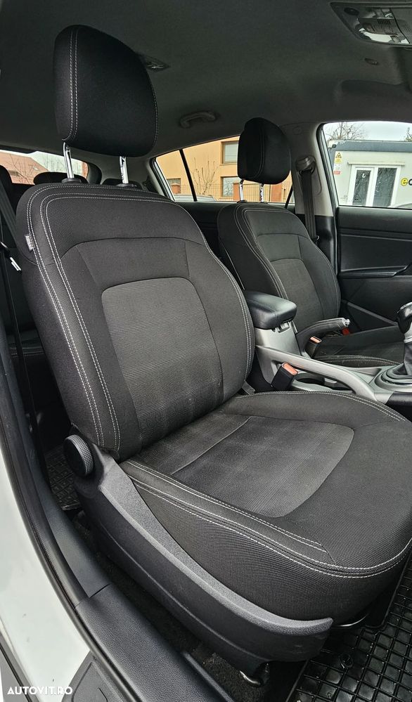 Kia Sportage 1.6 GSL MT 4x2 STYLE - 11