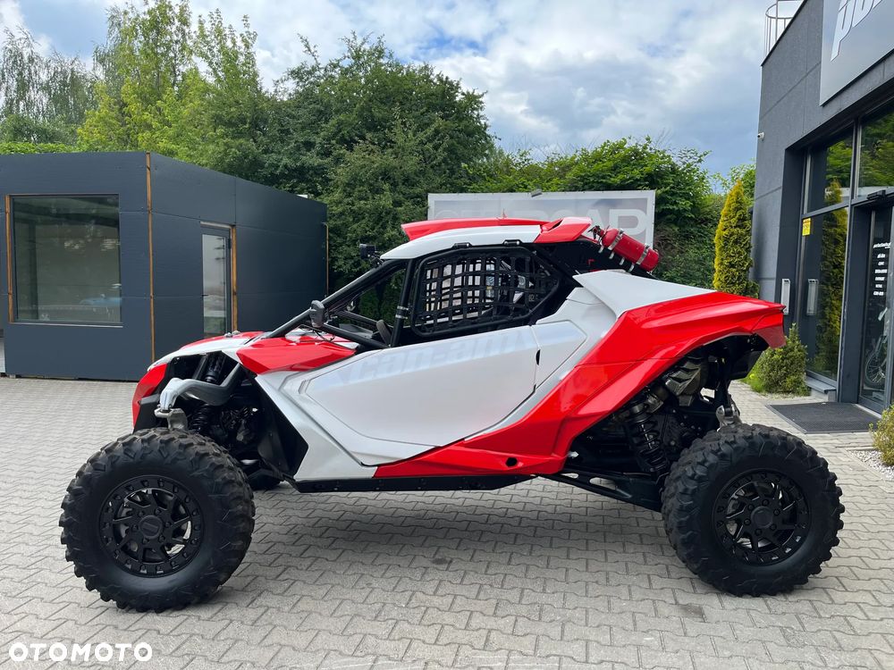Can-Am Maverick - 7