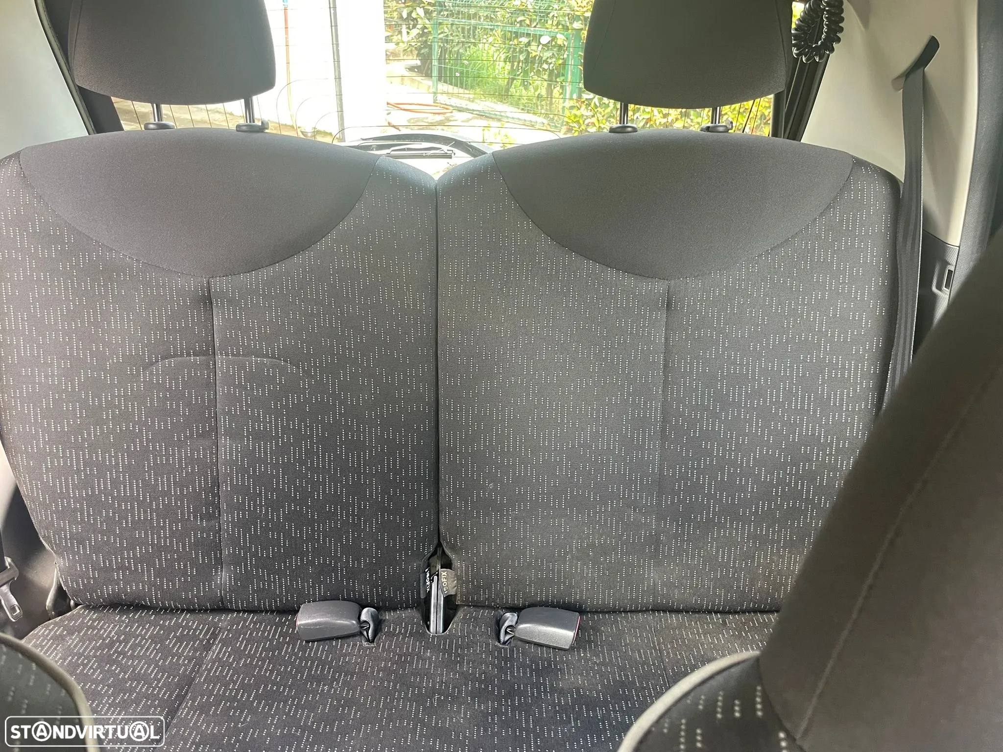 Peugeot 107 1.0 Black&Silver - 13