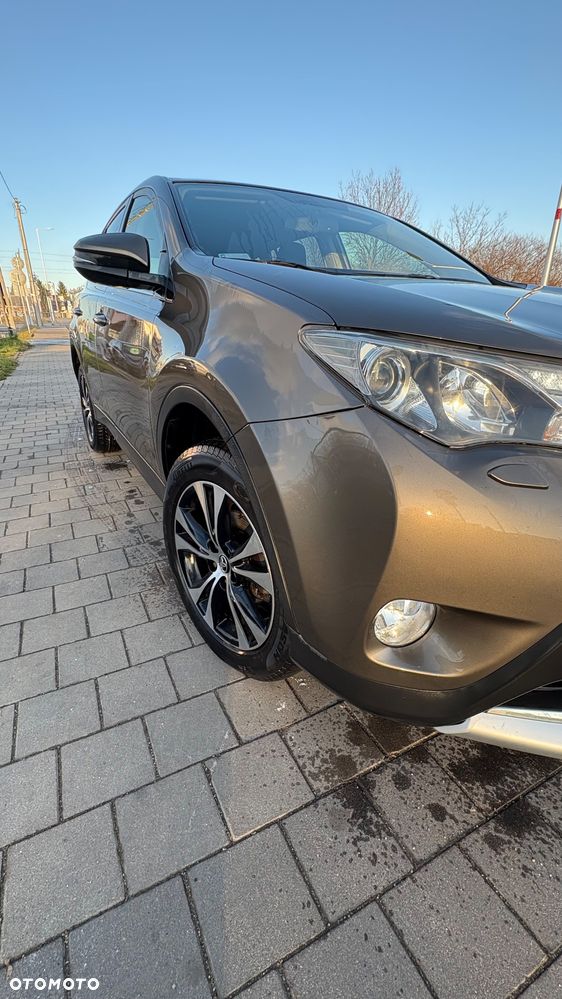 Toyota RAV4 2.0 D-4D Premium 4x2 - 11