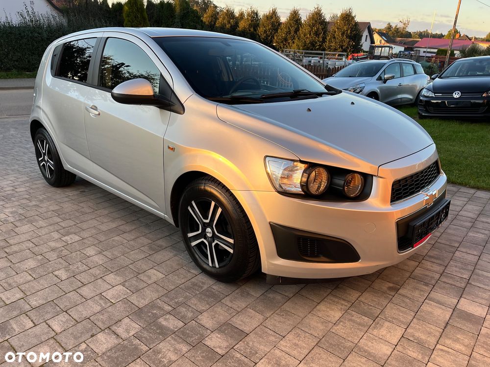 Chevrolet Aveo - 2