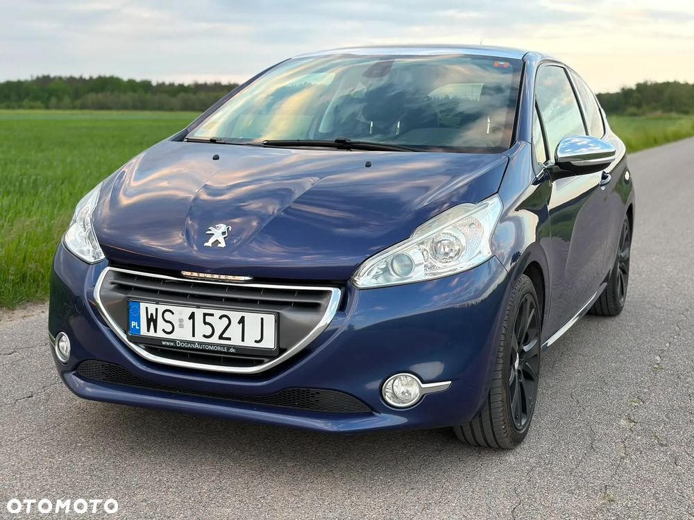 Peugeot 208 1.6 THP Allure - 2